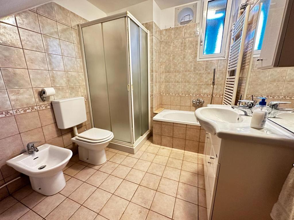 Apartamento La Via Sul Mare Bordighera Exterior foto