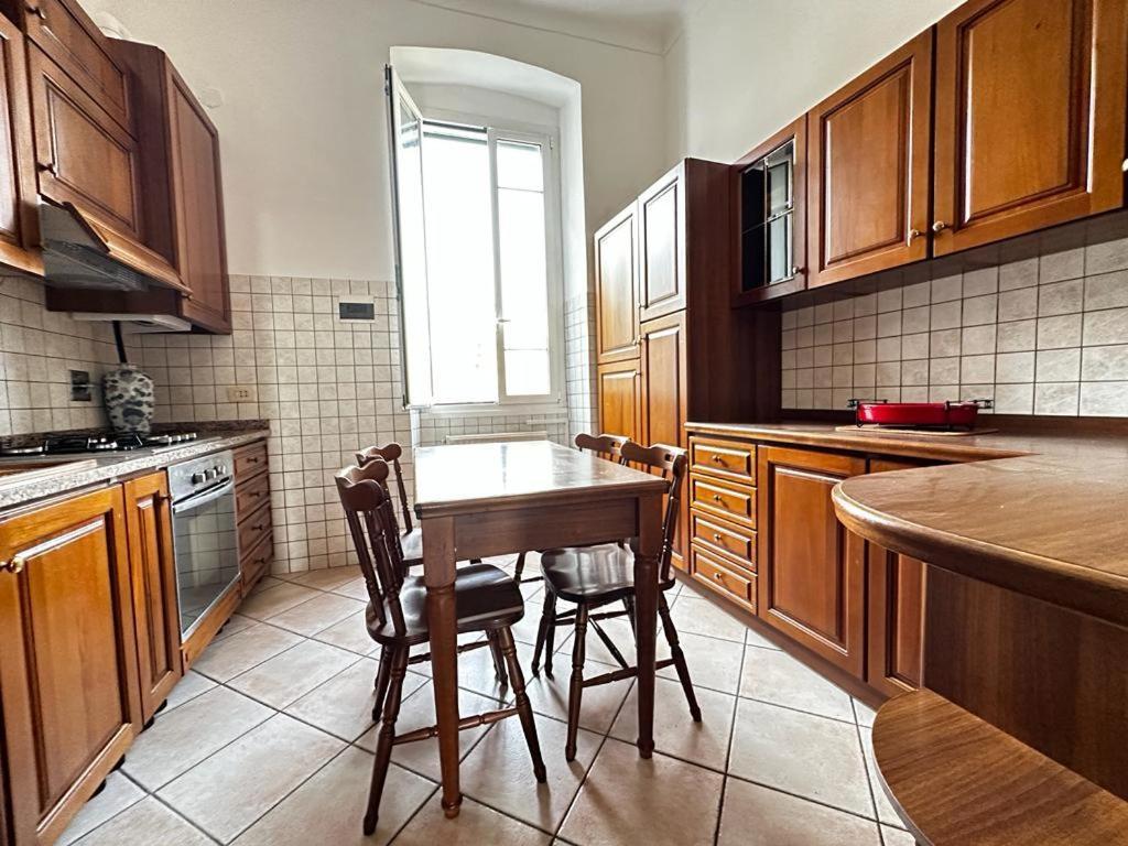 Apartamento La Via Sul Mare Bordighera Exterior foto