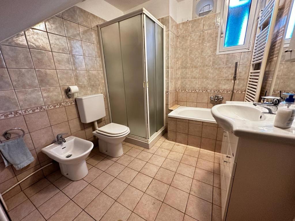 Apartamento La Via Sul Mare Bordighera Exterior foto